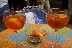 Veneziano! Aperol mit Prosecco! <br />Das Nationalgetränk in Meran!